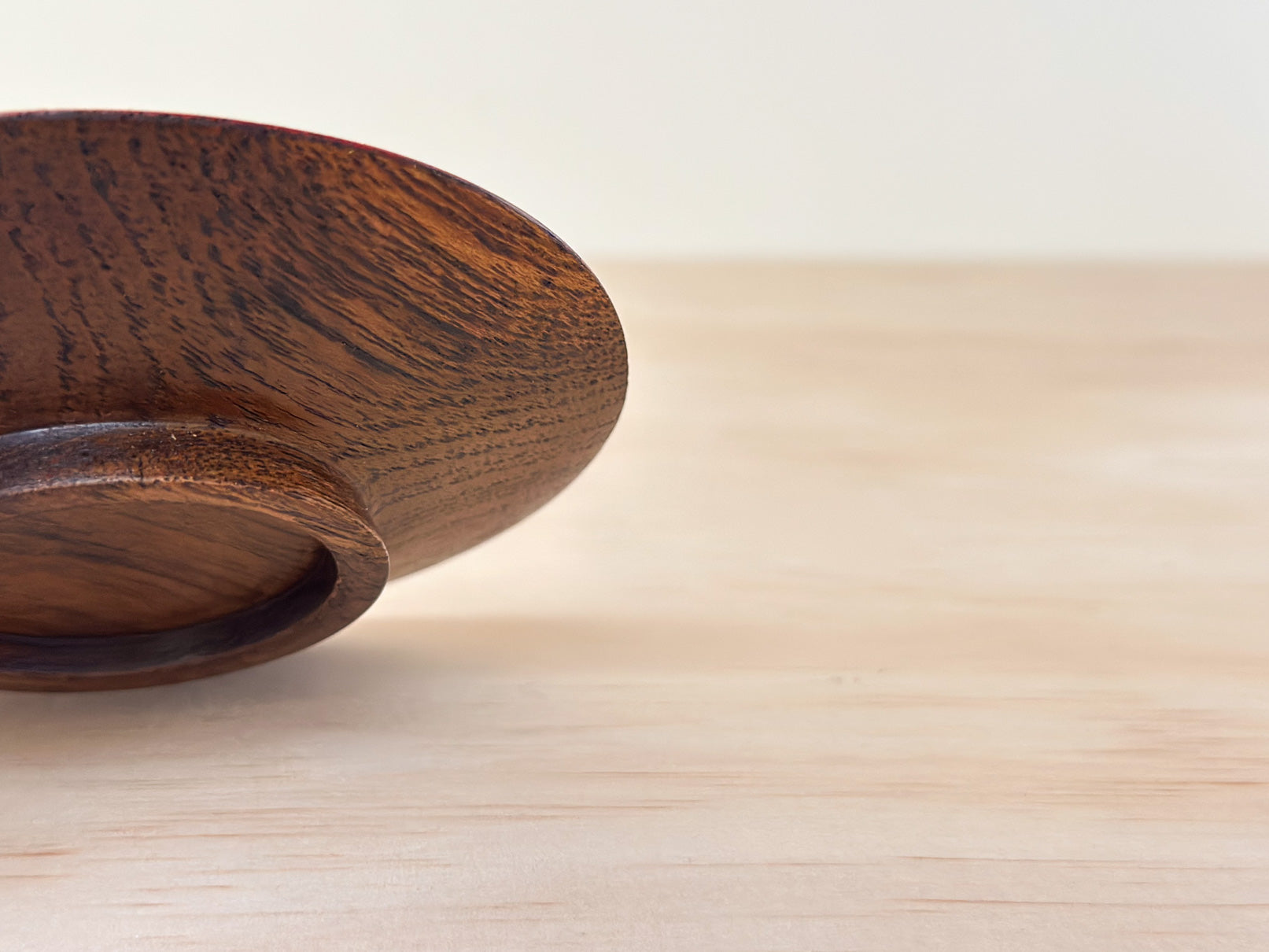 Crimson Starlight | 深红星光 | Handcrafted Wood Plate | Saucer, tea cups, teacups, coffee cup, mugs, tableware, drinkware, woodfired, handcrafted cup