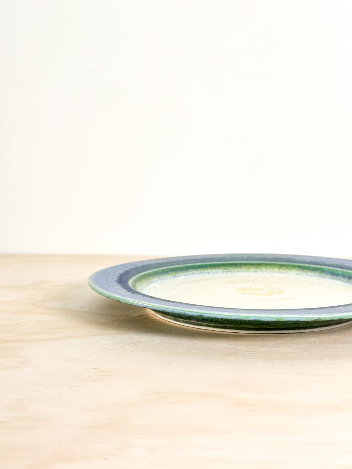 Snow Country | 雪国 | Handcrafted Ceramic Plate | Dinnerware | Tableware, tea cups, teacups, coffee cup, mugs, tableware, drinkware, woodfired, handcrafted cup