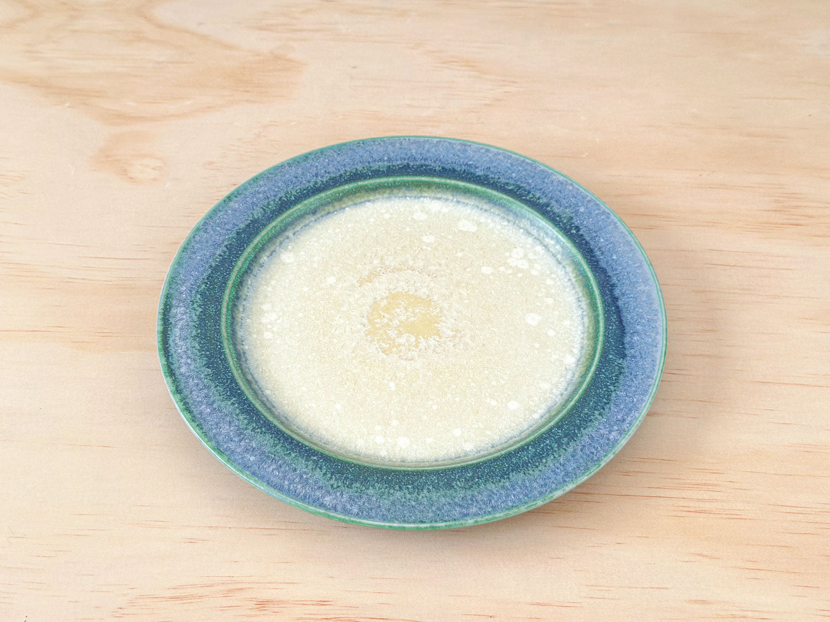 Snow Country | 雪国 | Handcrafted Ceramic Plate | Dinnerware | Tableware, tea cups, teacups, coffee cup, mugs, tableware, drinkware, woodfired, handcrafted cup
